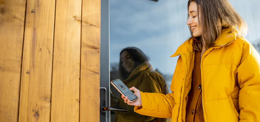 Fingerprint Smart Locks Installation Services in Mendota, California